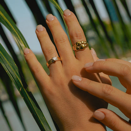 AMOR.
