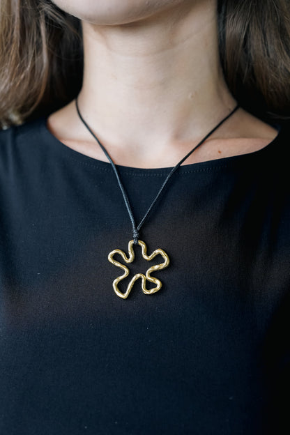 BELLA. Collana