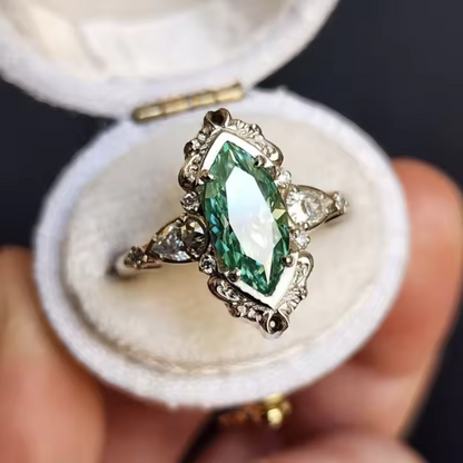 Anello Smeraldo Helena