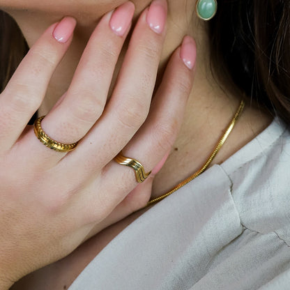 OLA. ANILLO