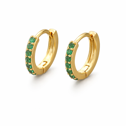 Orecchini in oro con pietre delicate